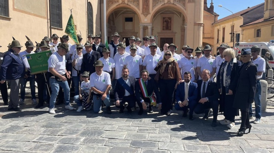 Cerano, festa per la costituzione ufficiale del locale Gruppo Alpini